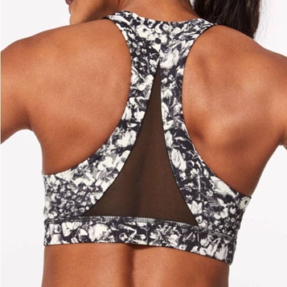 LULULEMON - Invigorate Bra - Picture 2 of 7